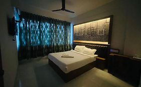 B Six Hotel